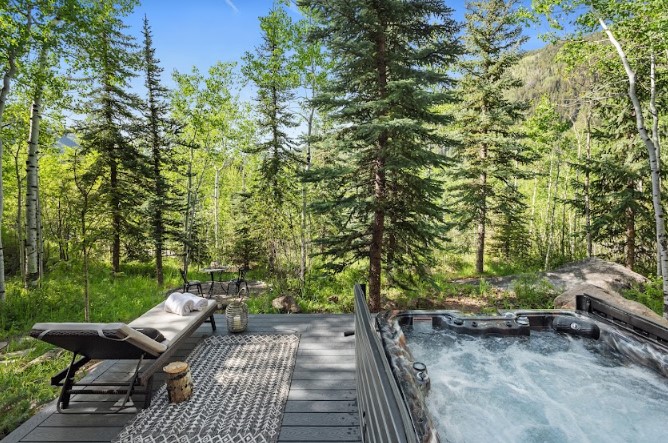 Eastwood House - Image 12