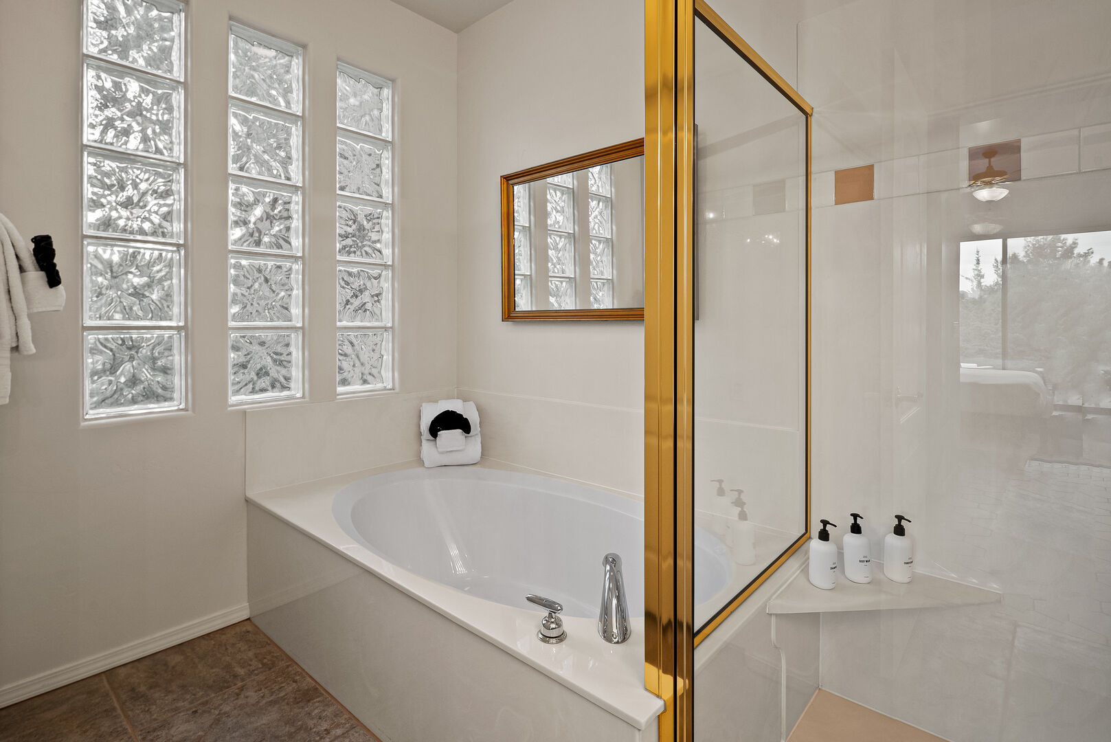 Tucker Home - Image 26