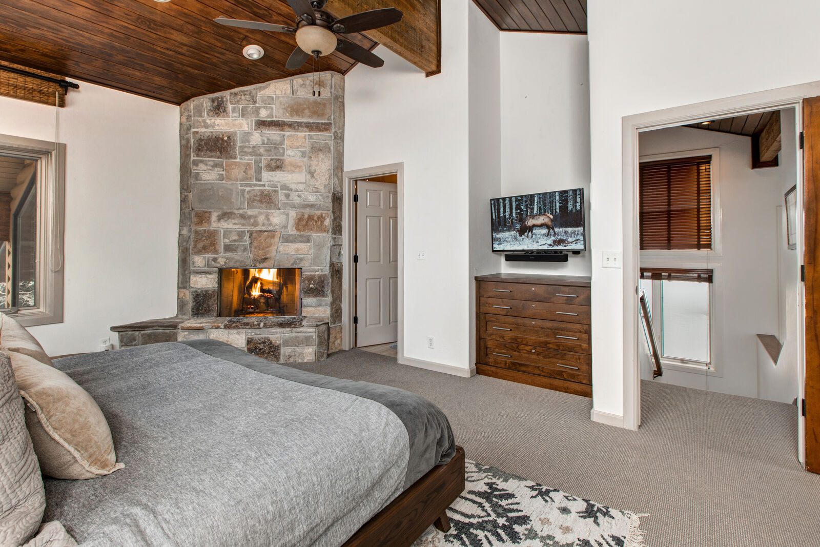 Royal House - Image 23