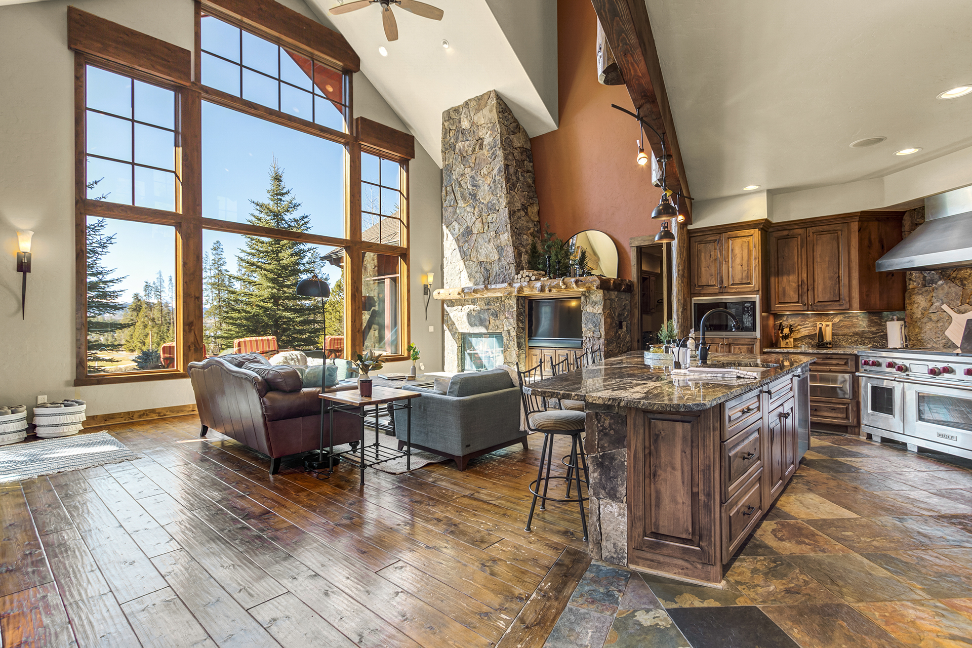 Twin Peaks Lodge - Image 4