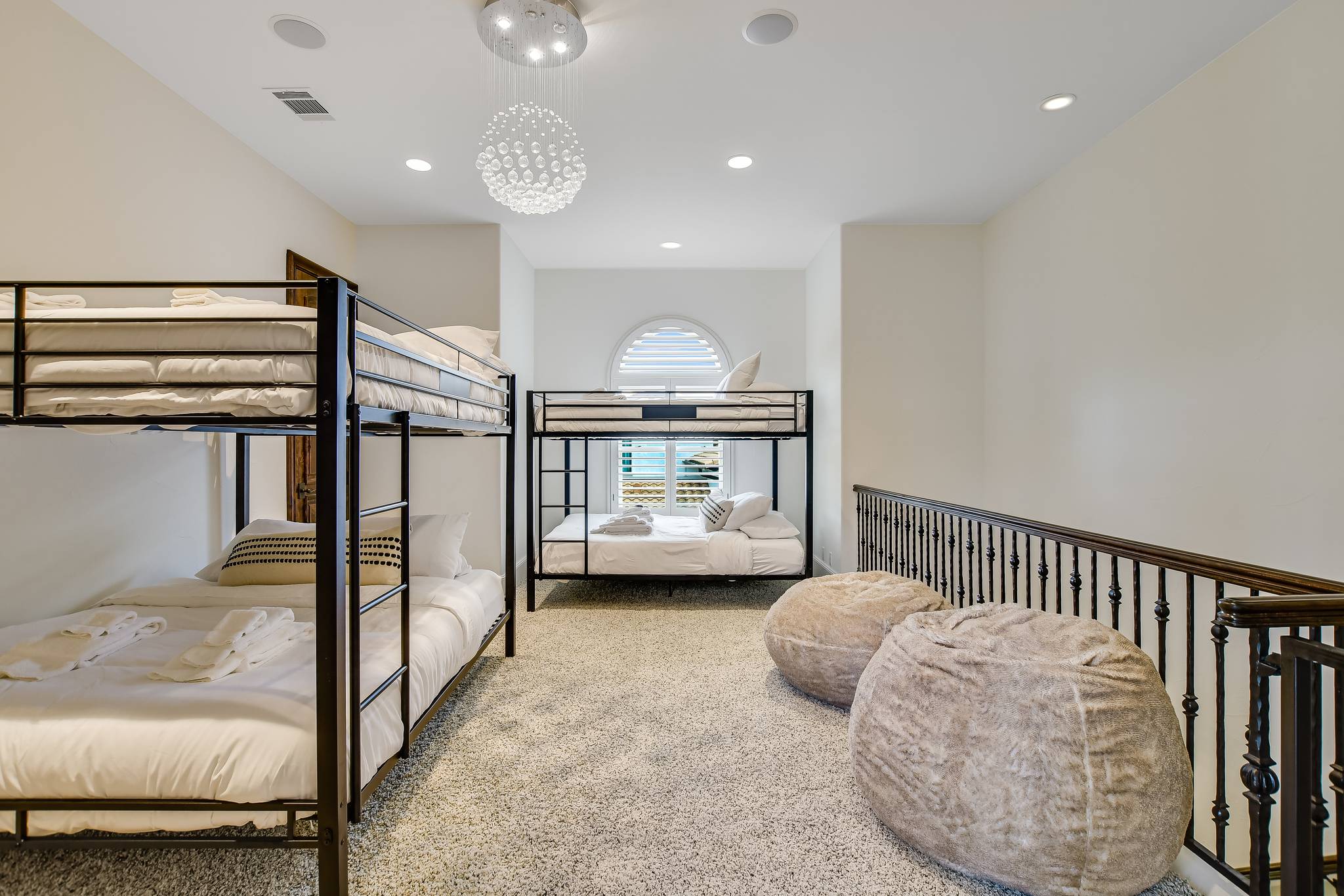 Woodrow Manor - Image 27