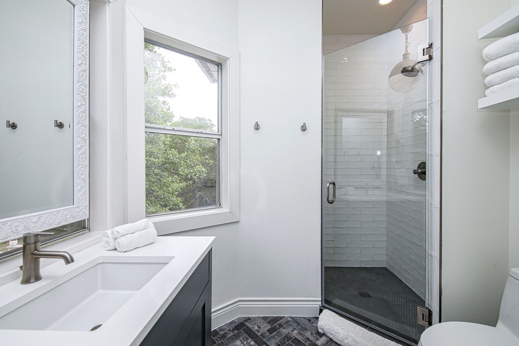 Hideaway Manor - Image 23