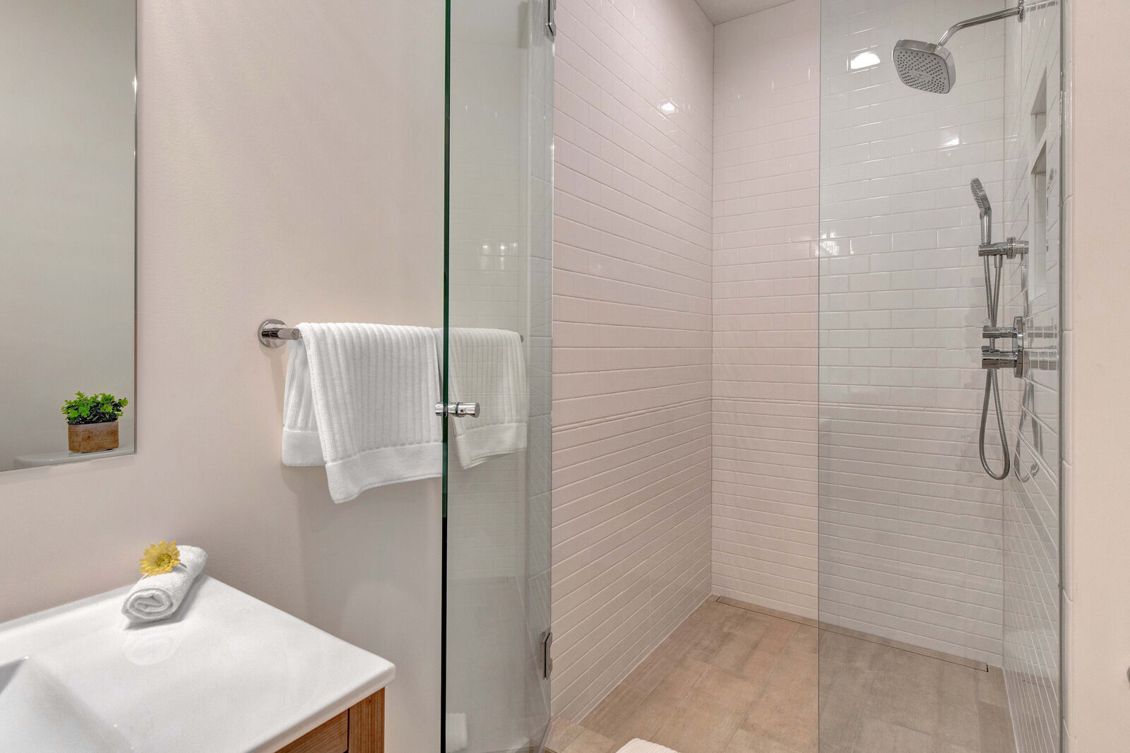 Avenue House - Image 34