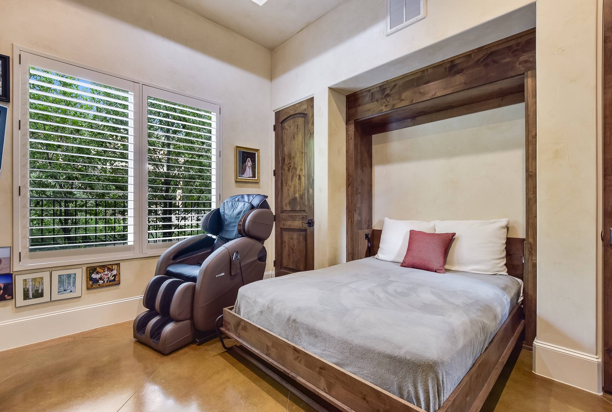 Patterson Manor - Image 23