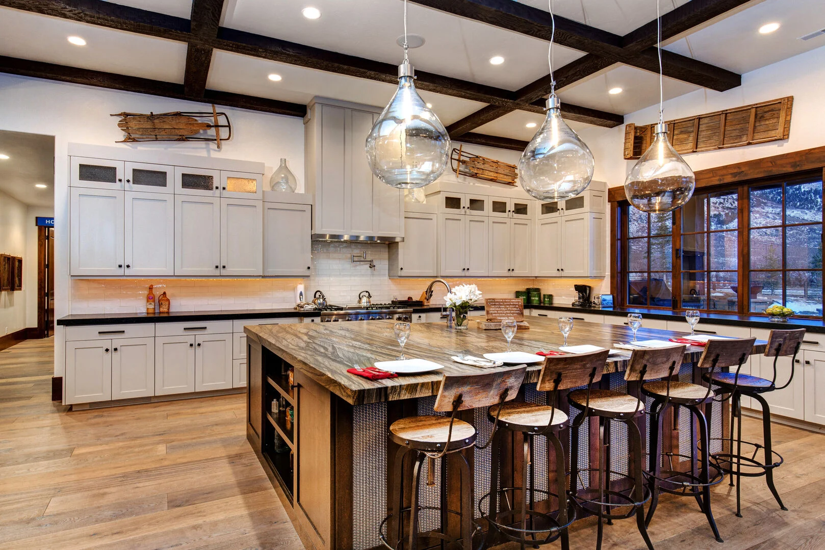 Empire Manor - Image 12