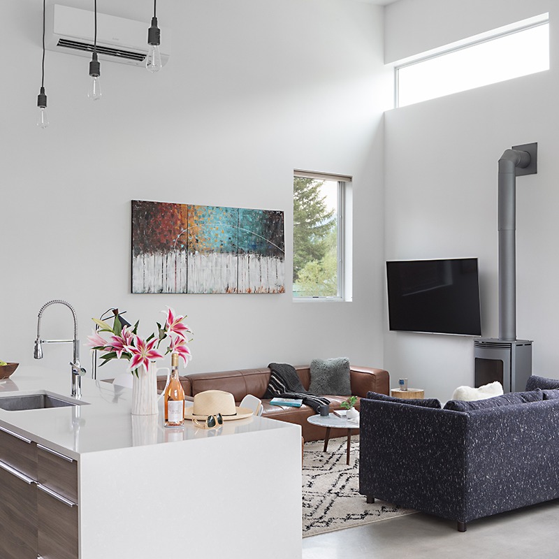 Yellow Mules Home - Image 1