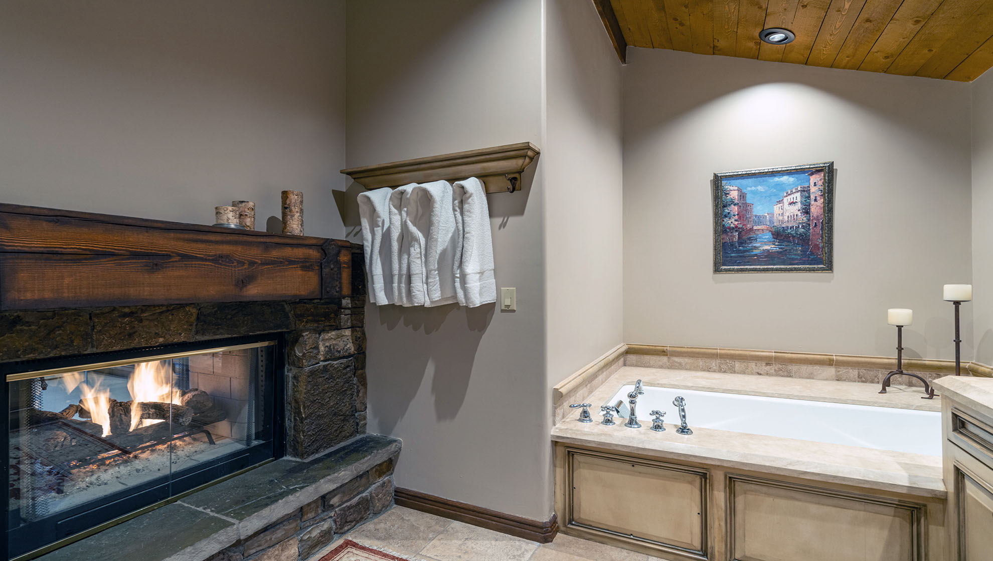 Peaks Manor - Image 29