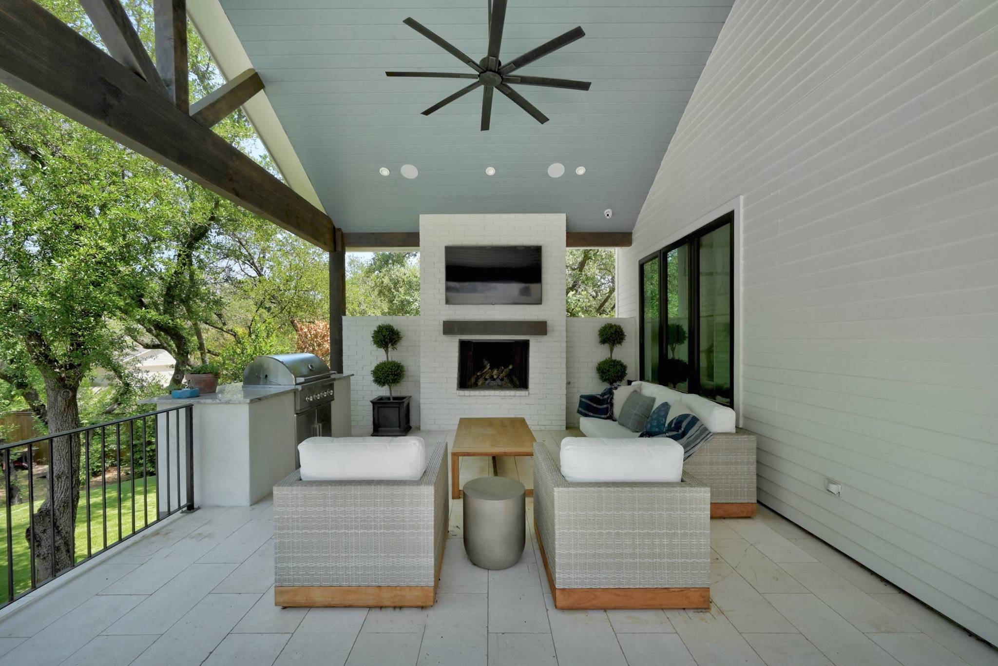 Blanco House - Image 32