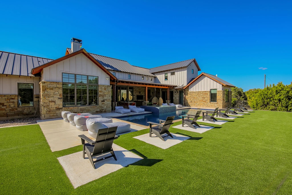 Sky Manor - Image 52