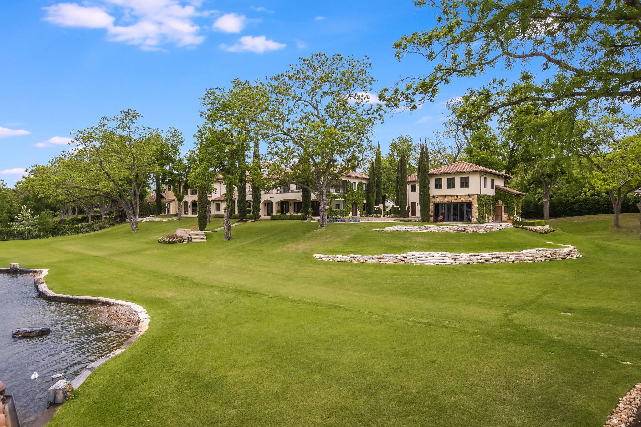 Southern Magnolia Estate - Image 50