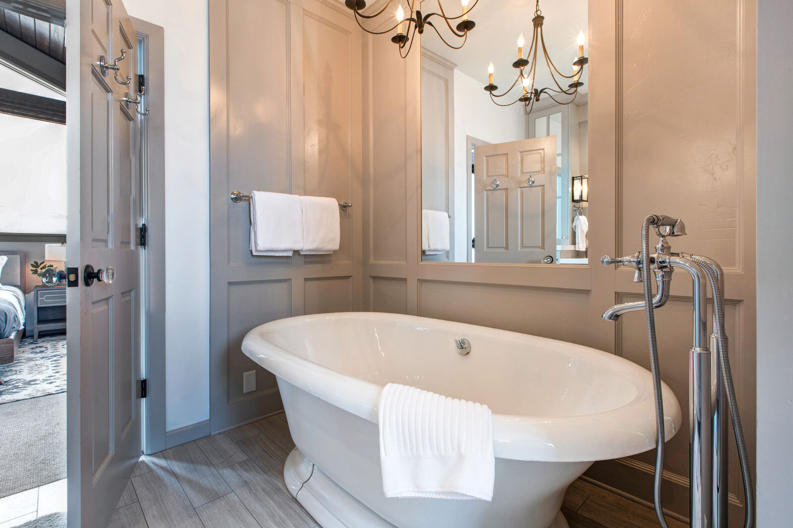 Royal House - Image 27