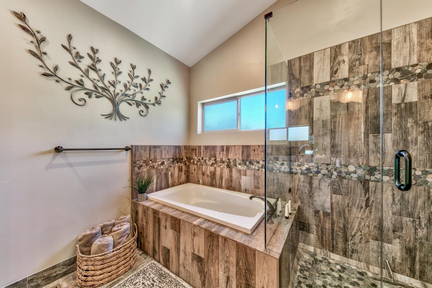 Cornelian House - Image 20