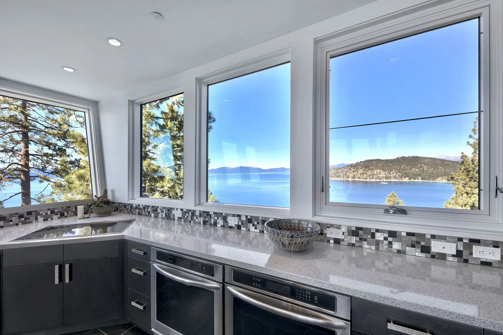 Point Place Home - Image 10