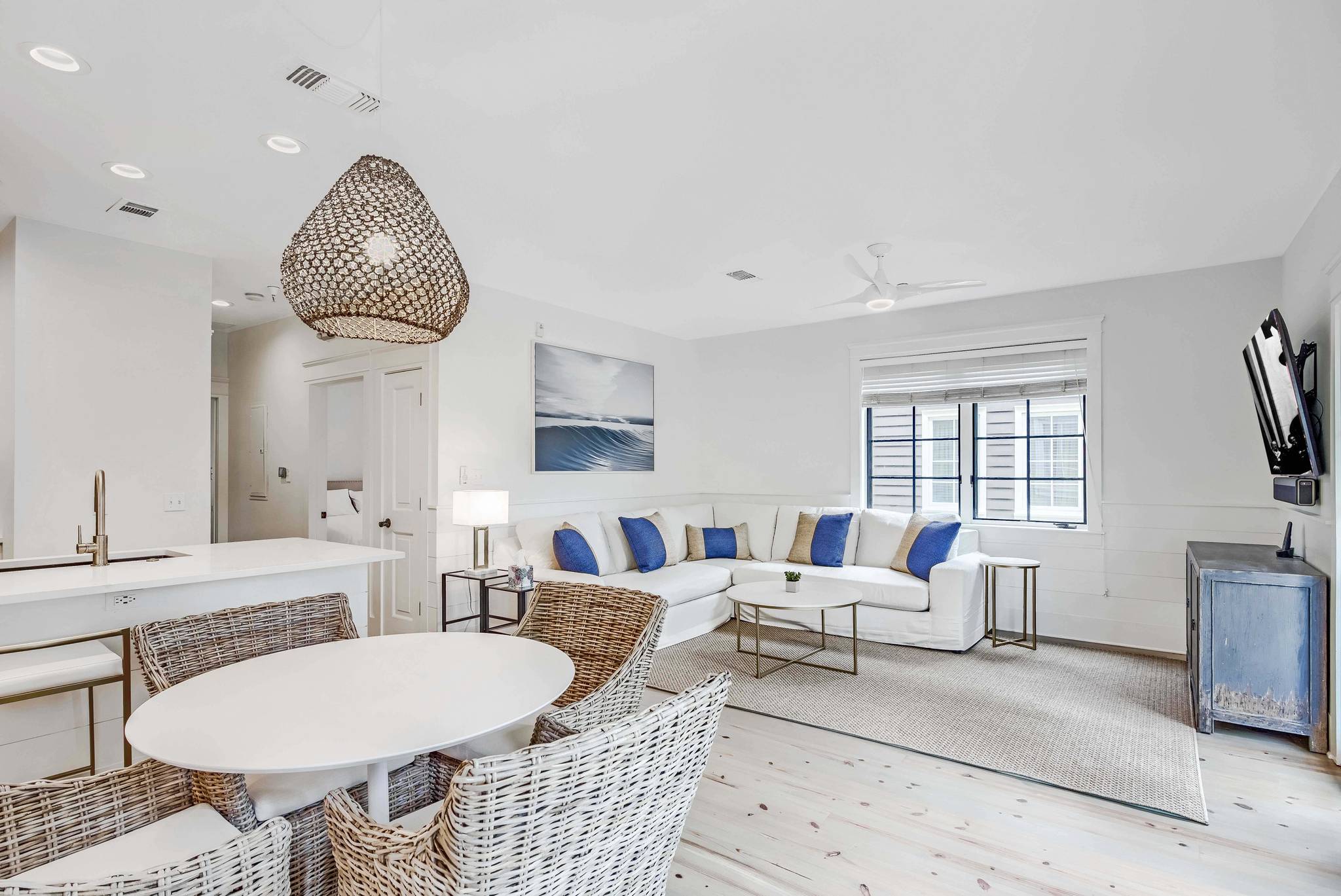 Augustine Home - Image 2