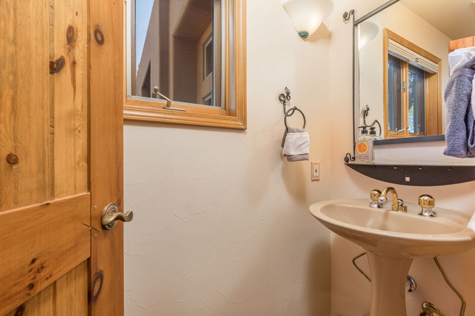 Astra House - Image 12