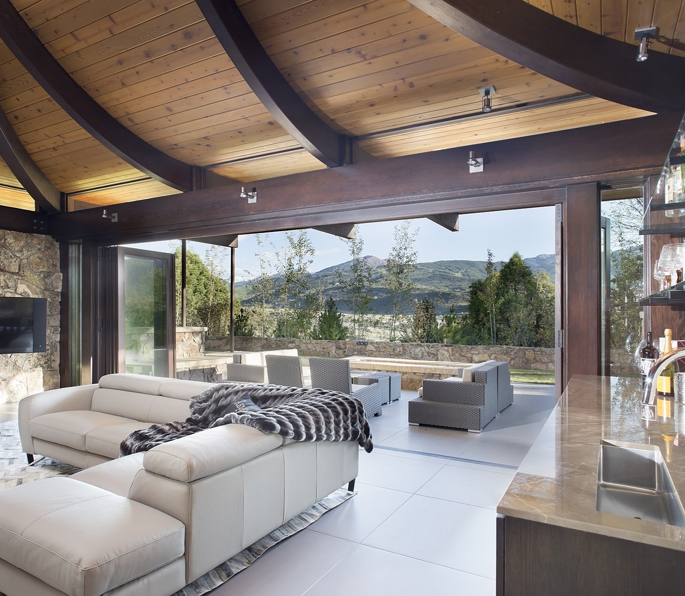 McLain Villa - Image 6