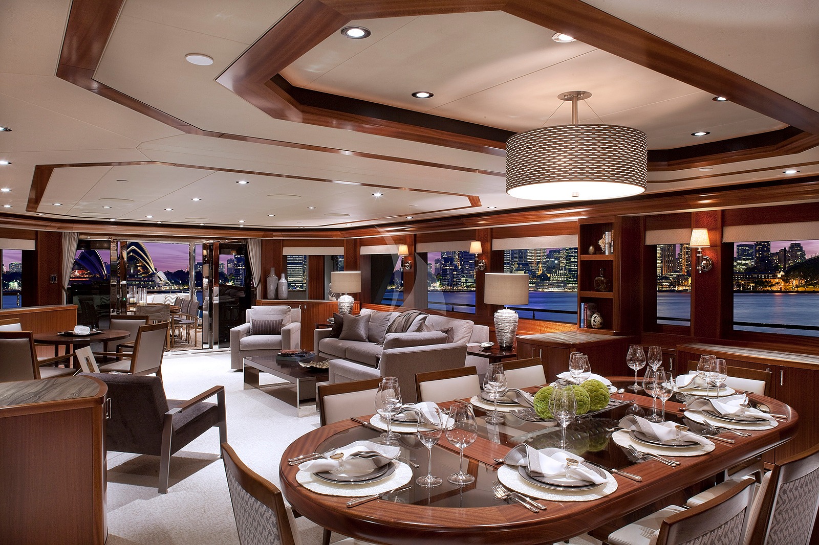 Pipe Dream Yacht - Image 7