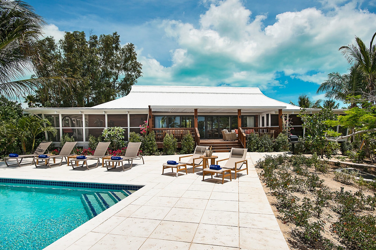 Dolphin House - Image 2