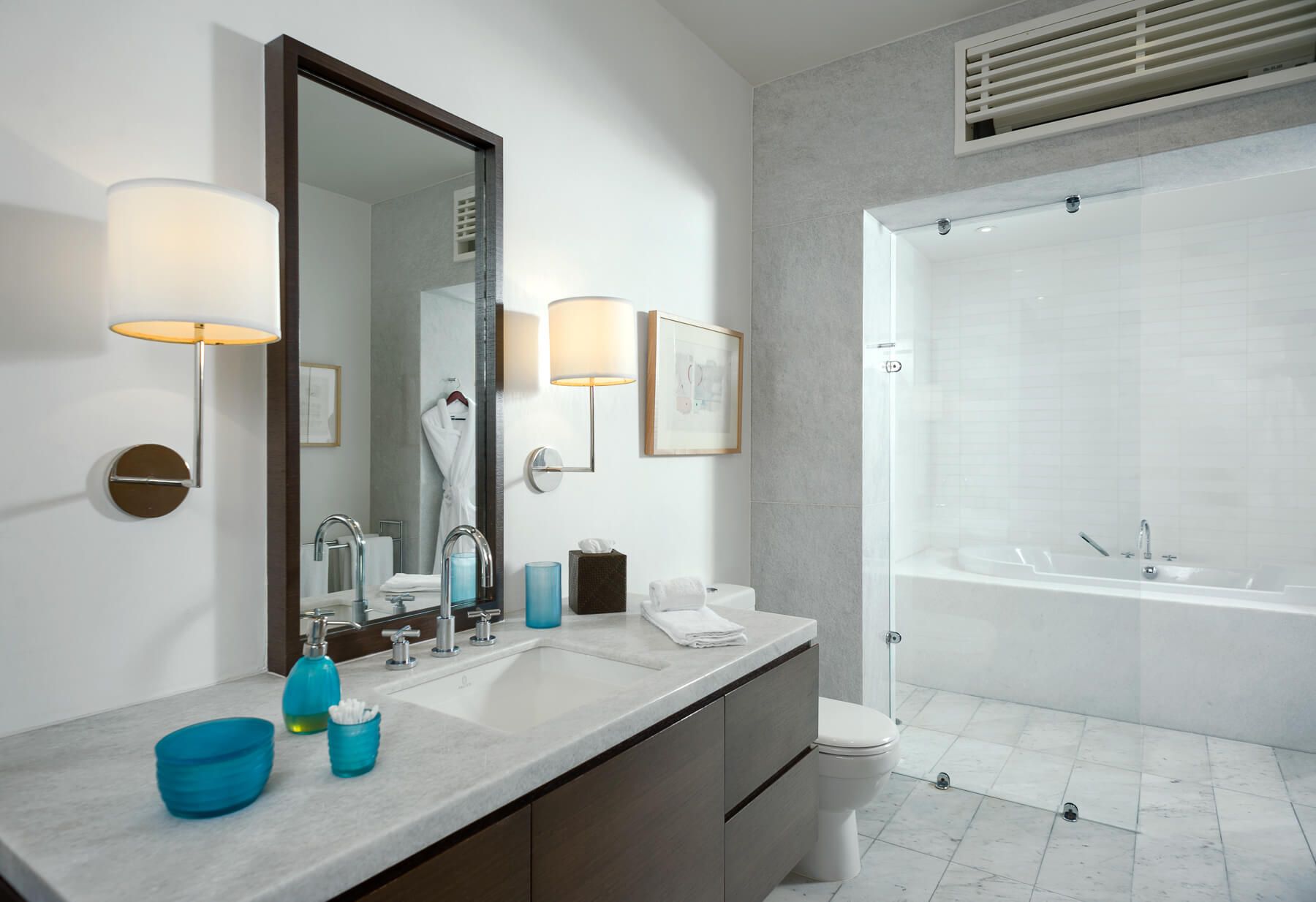 Blue Fan Palm Manor - Image 14