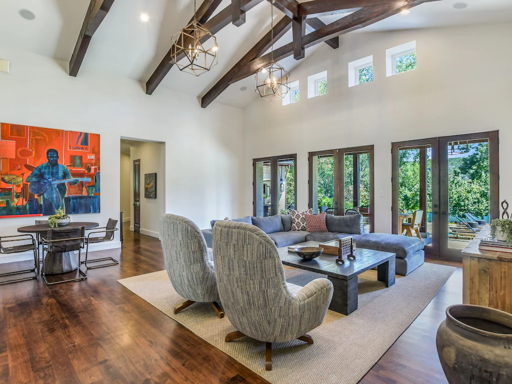 Bluebonnet Villa - Image 10