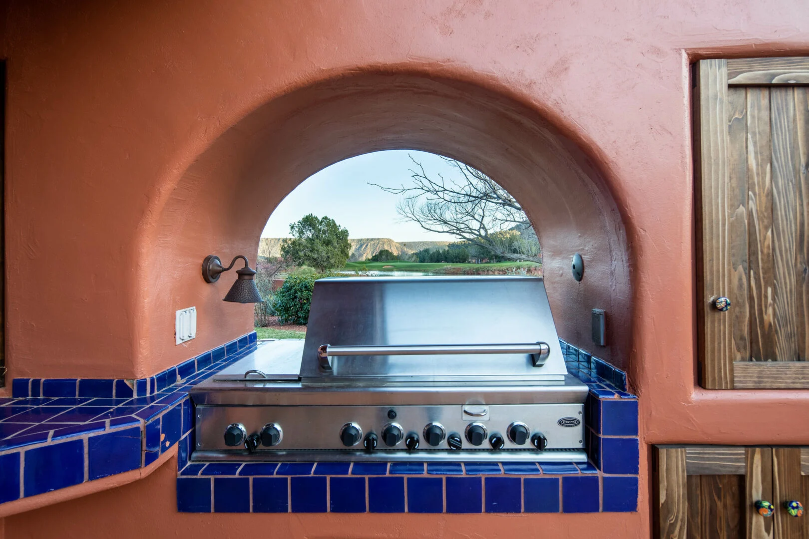 Hotsko House - Image 41