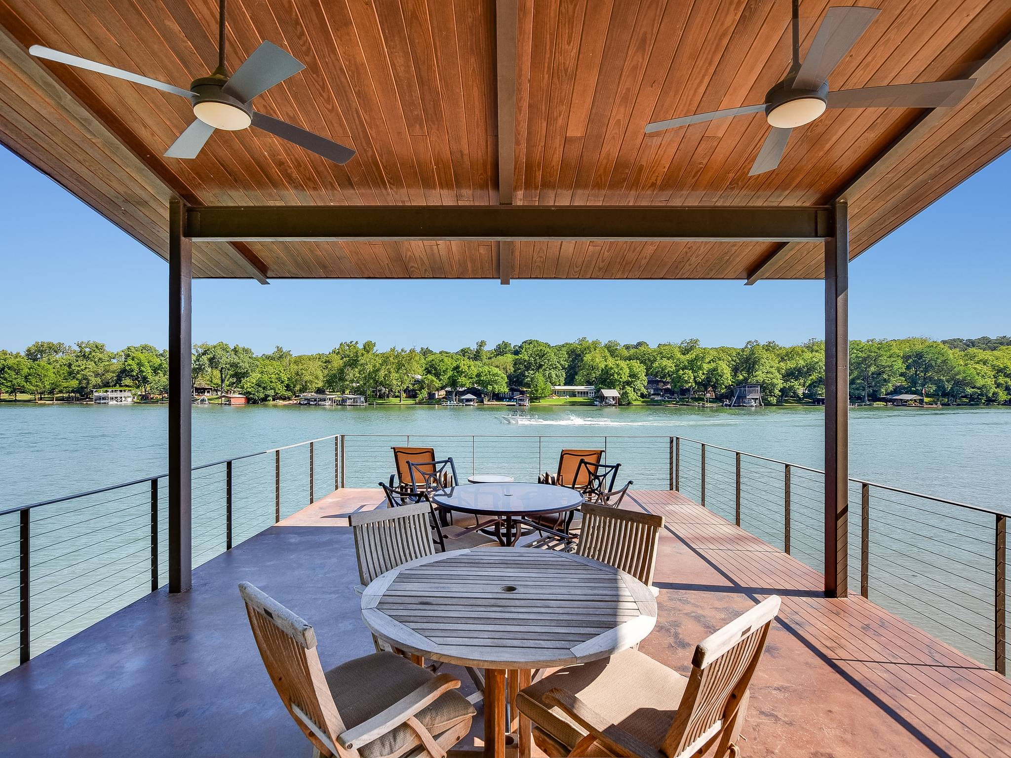 Red Cypress Home - Image 40