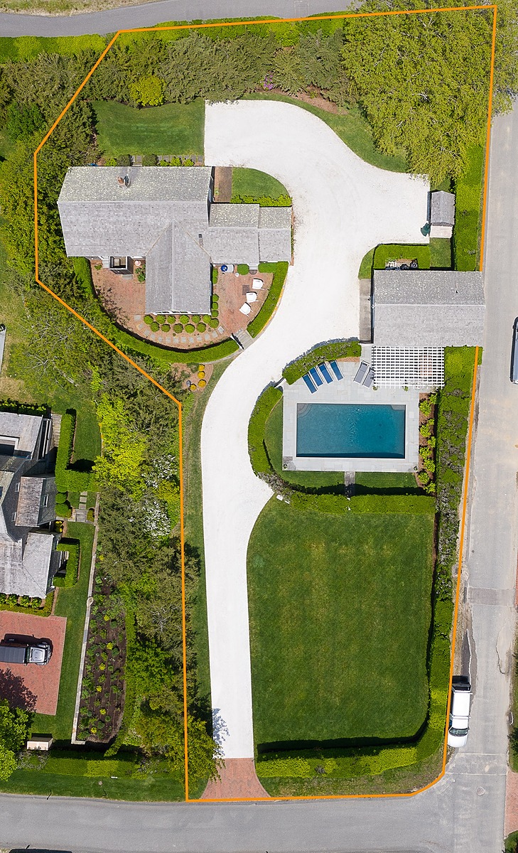 Hedgebury House - Image 3