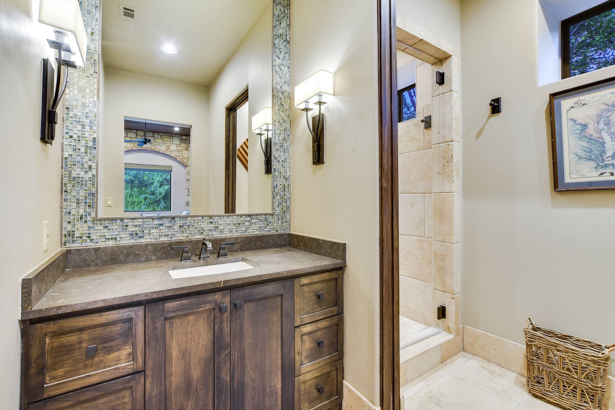 Laurel Manor - Image 40