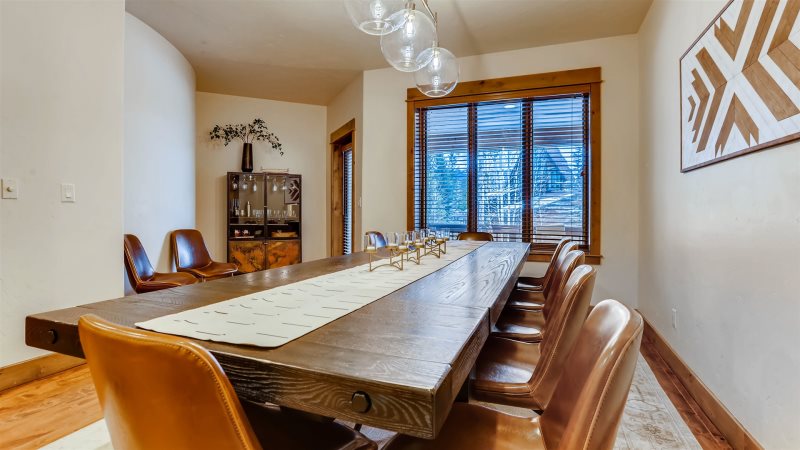 Royal Villa - Image 8