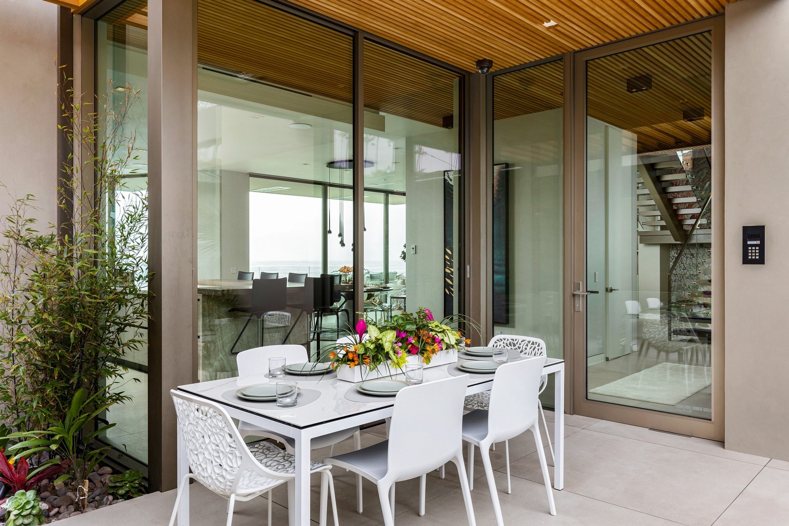 Blue Sapphire House - Image 30