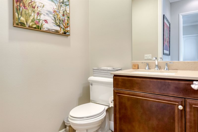 Scenic Fairway Home - Image 27