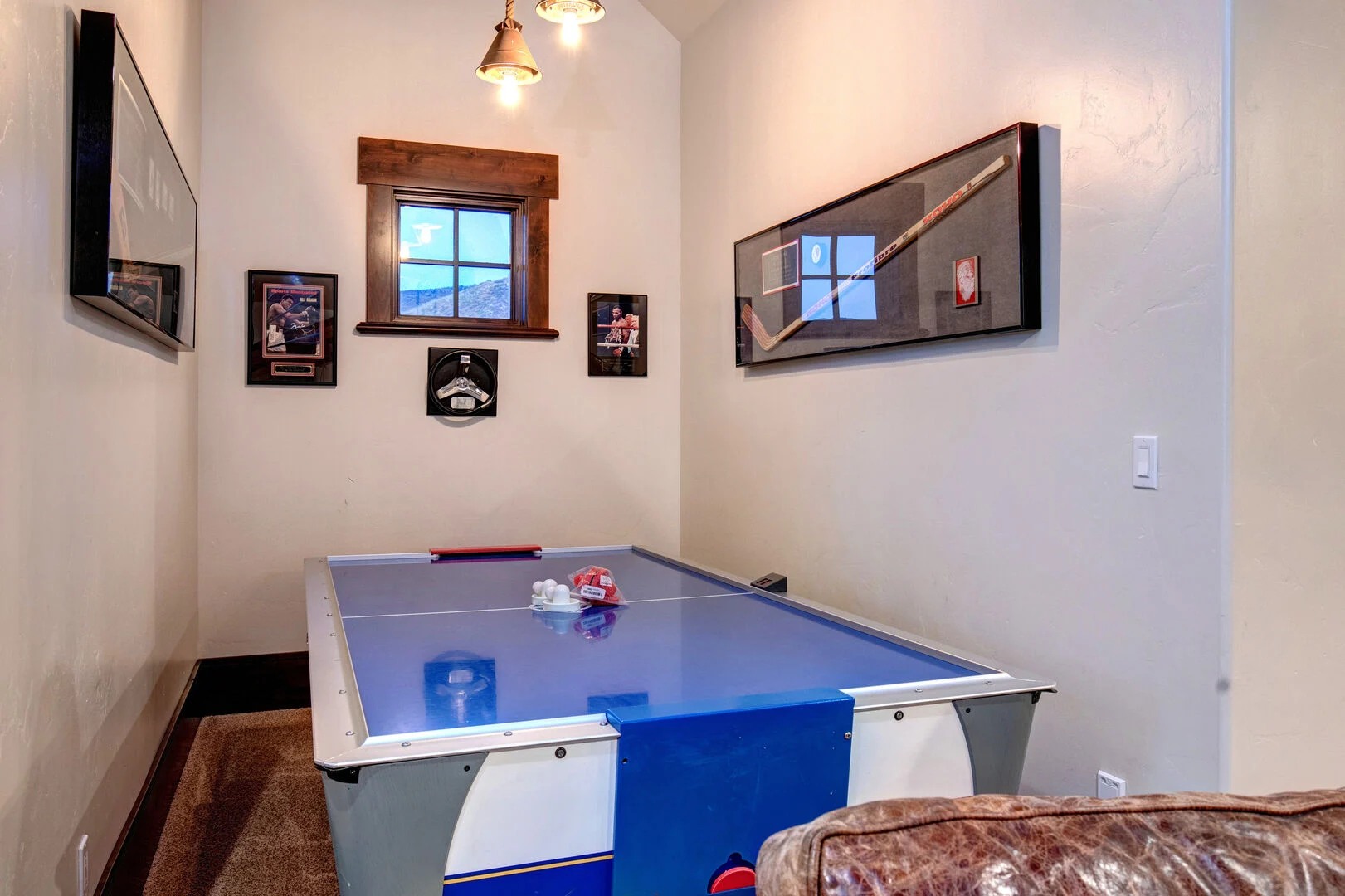 Empire Manor - Image 17