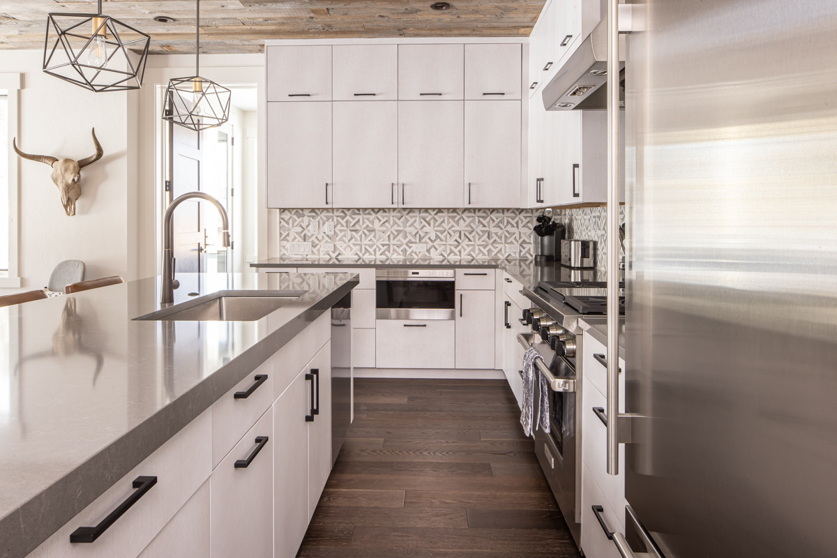 Lone Mountain House - Image 7