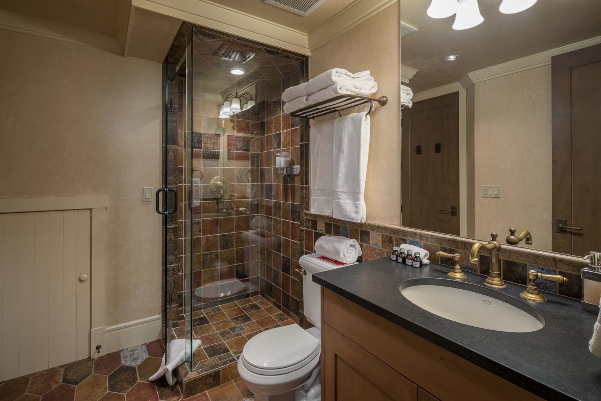 Depot Villa - Image 23