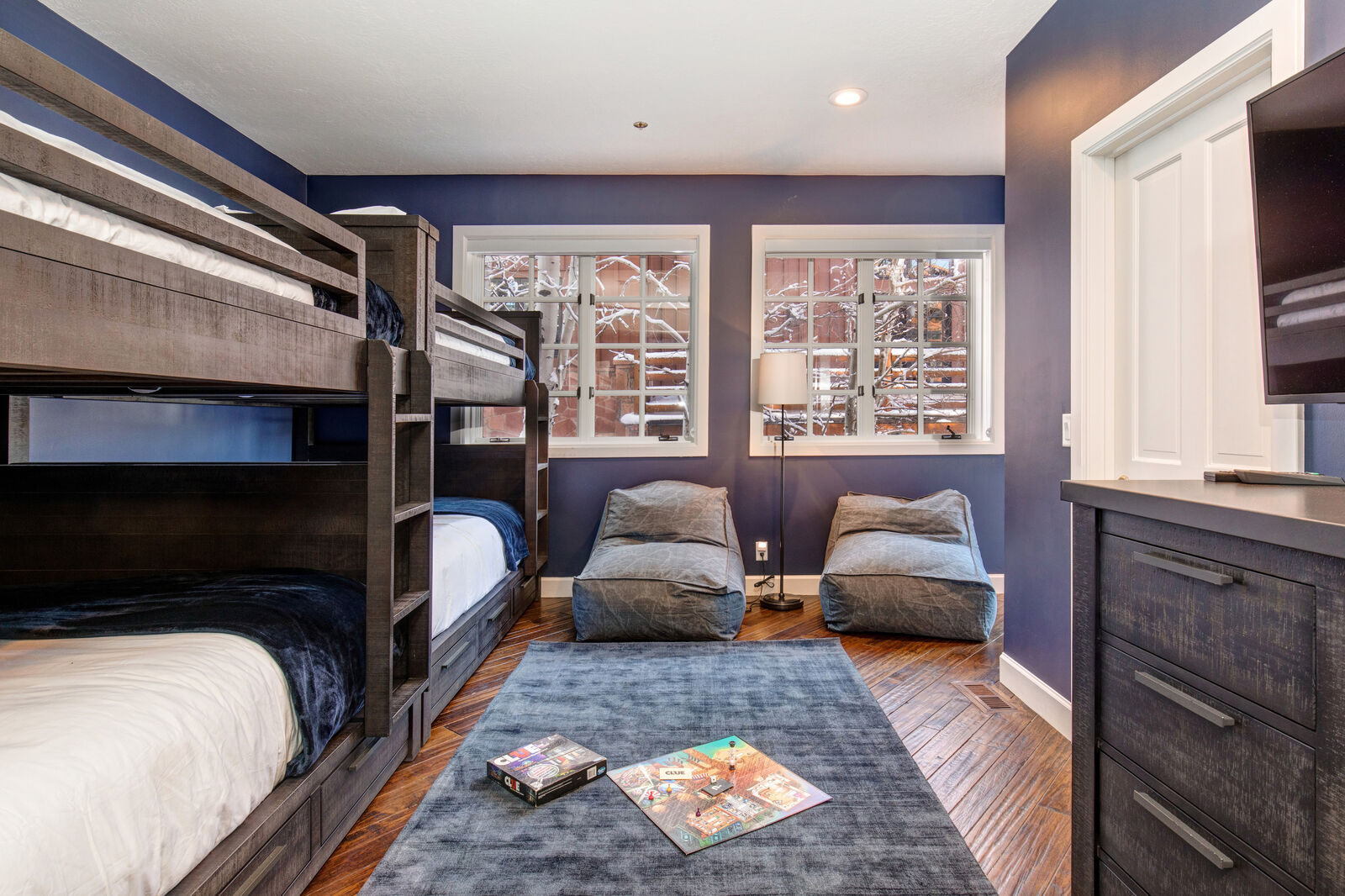 Ski Run House - Image 36