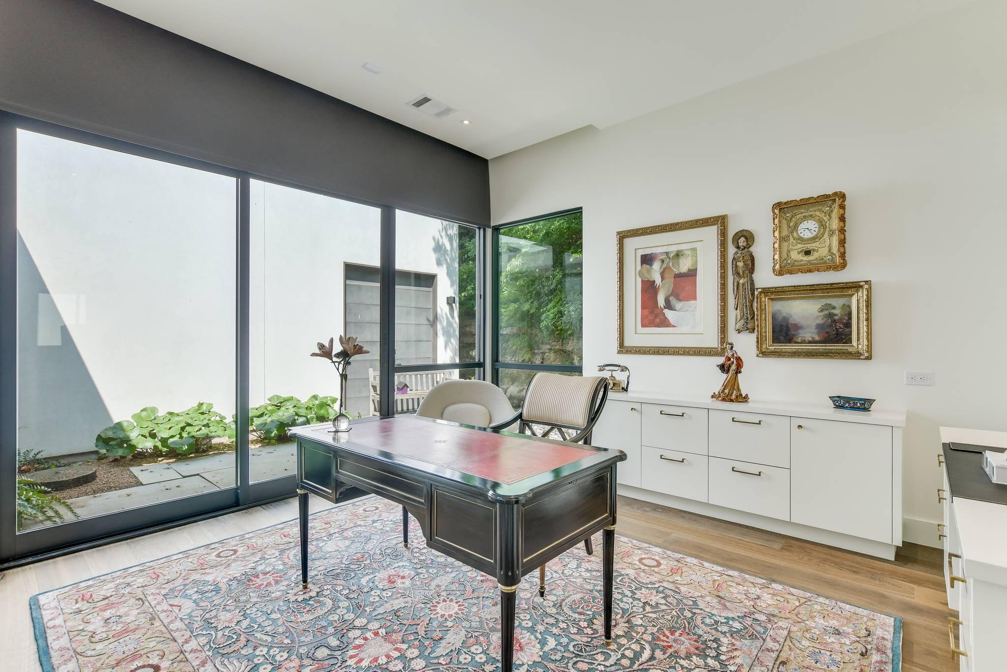 Leon Home - Image 13