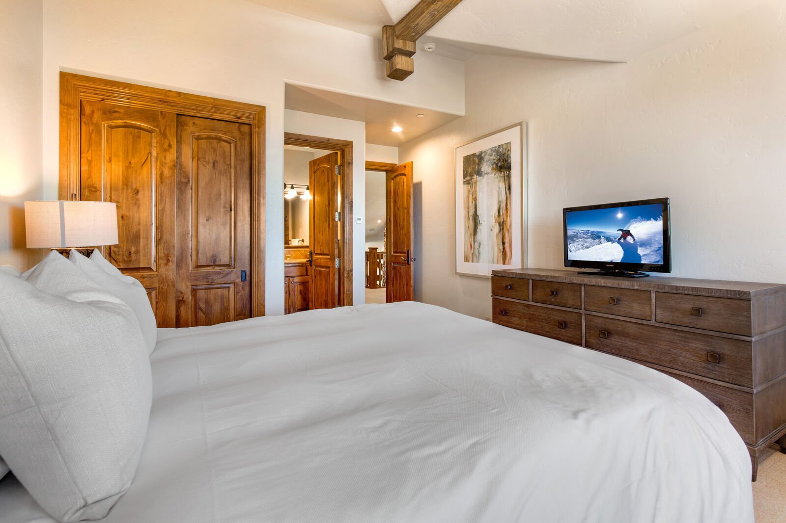 Star House - Image 27