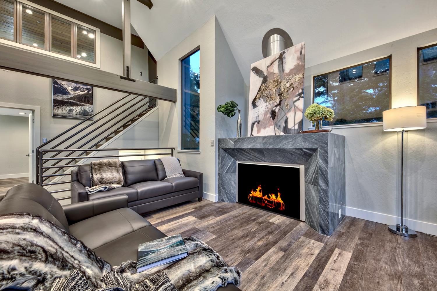 Sapphire House - Image 4