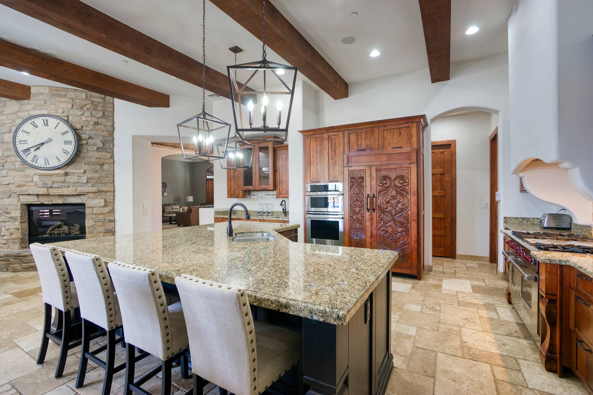 Pinnacle Vista Manor - Image 9