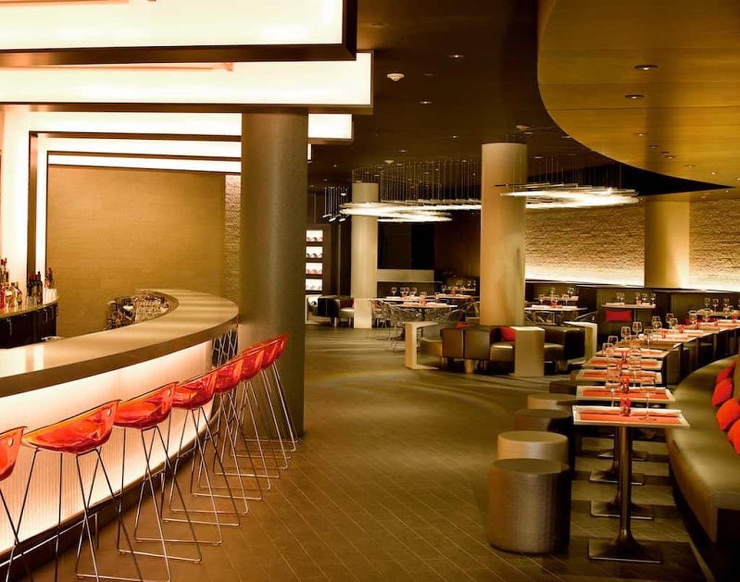 East House - Image 25