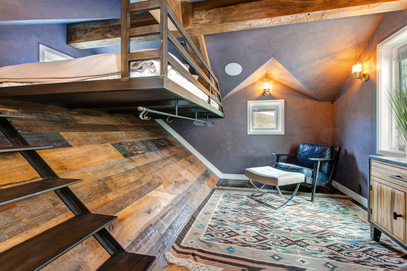 Boulder House - Image 36