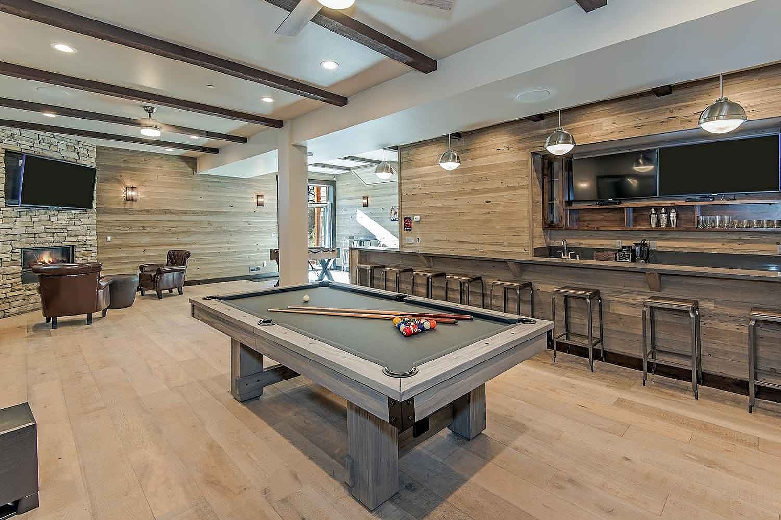 Trail Manor - Image 12