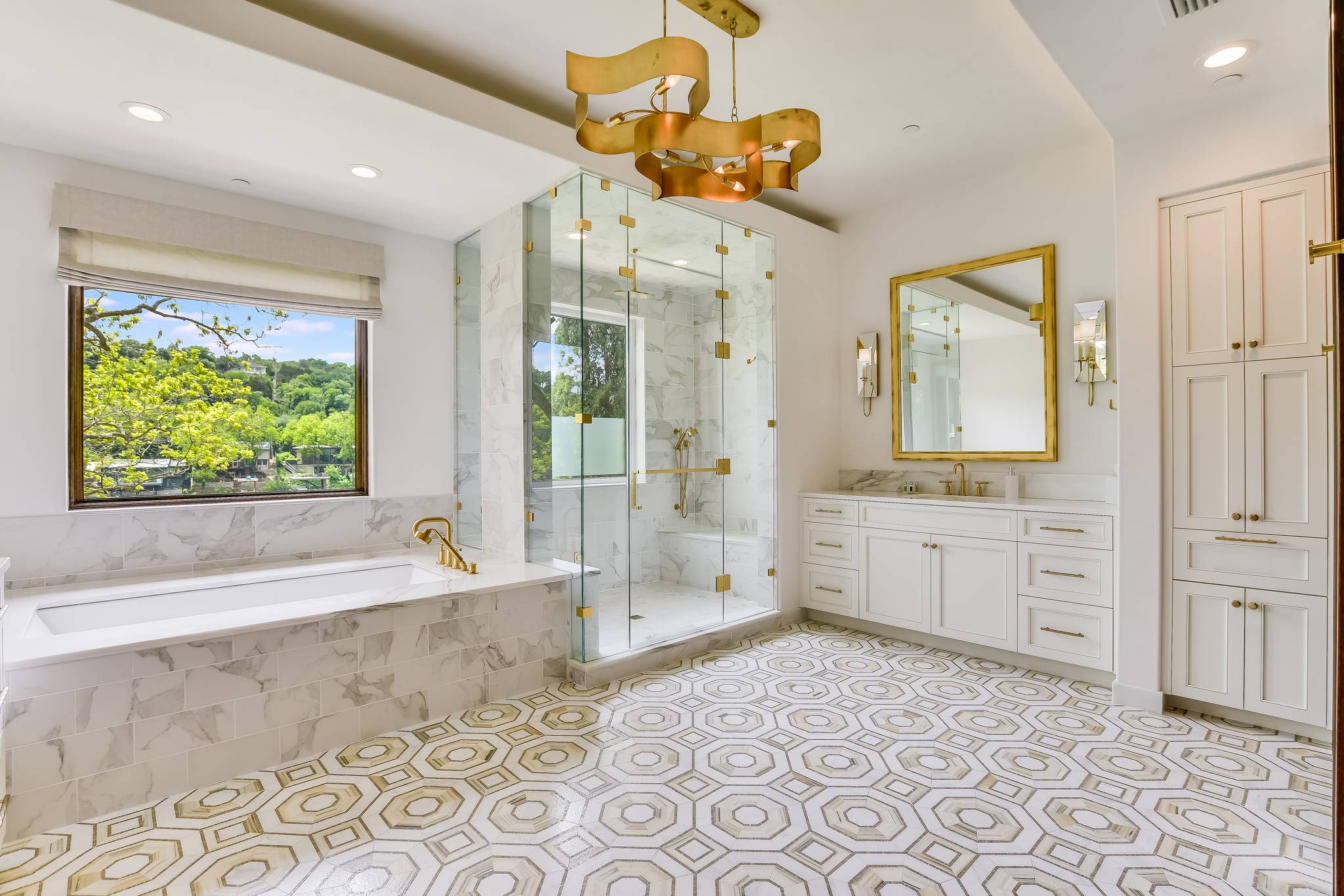 Southern Magnolia Estate - Image 25