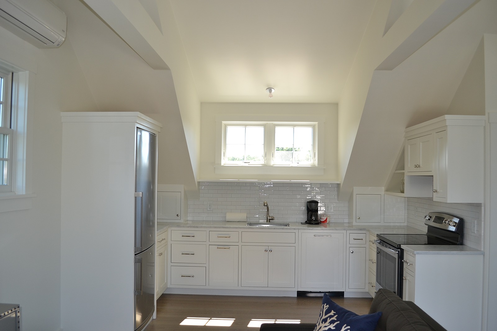 Pond Villa - Image 16