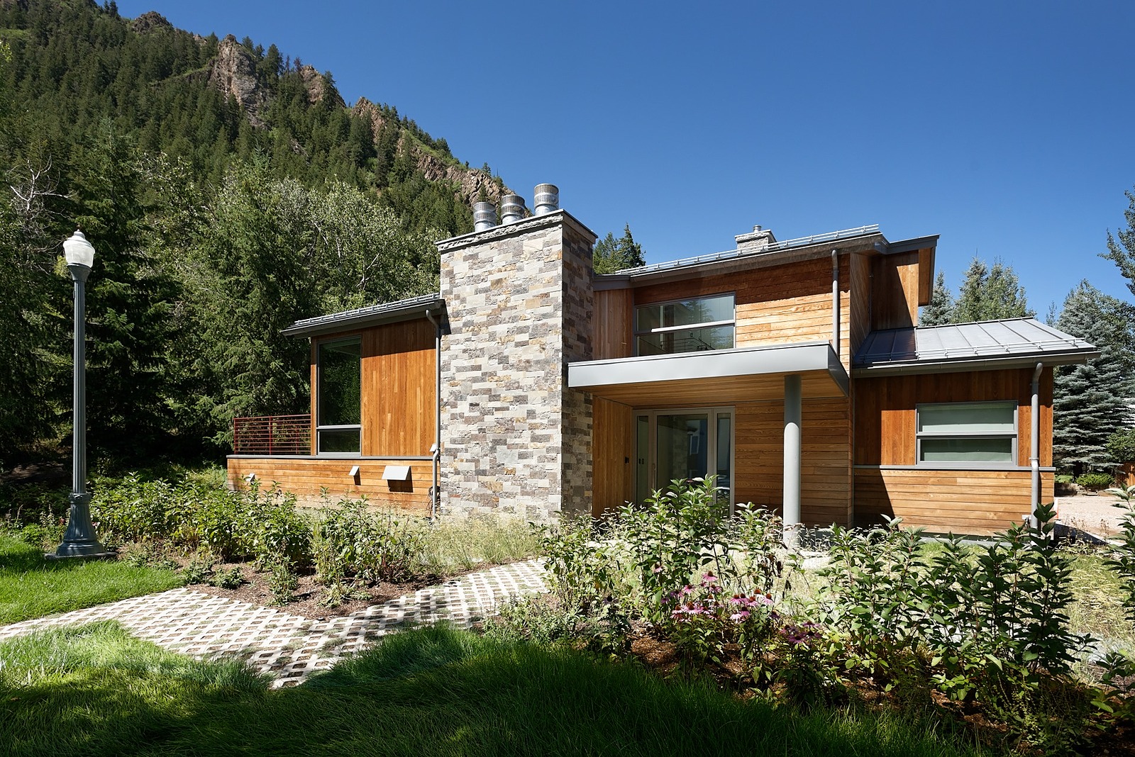 South Home - Image 2