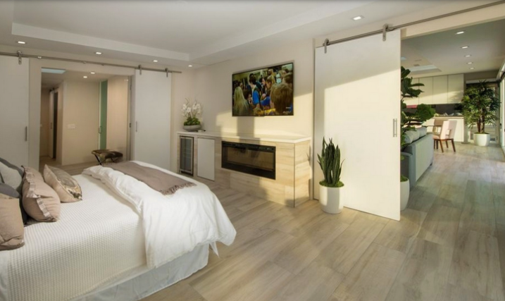 Dolphin Home - Image 11