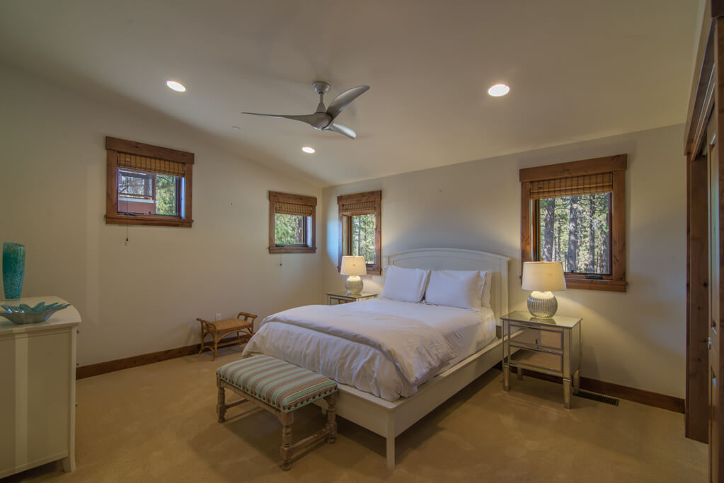 Hemlock House - Image 23