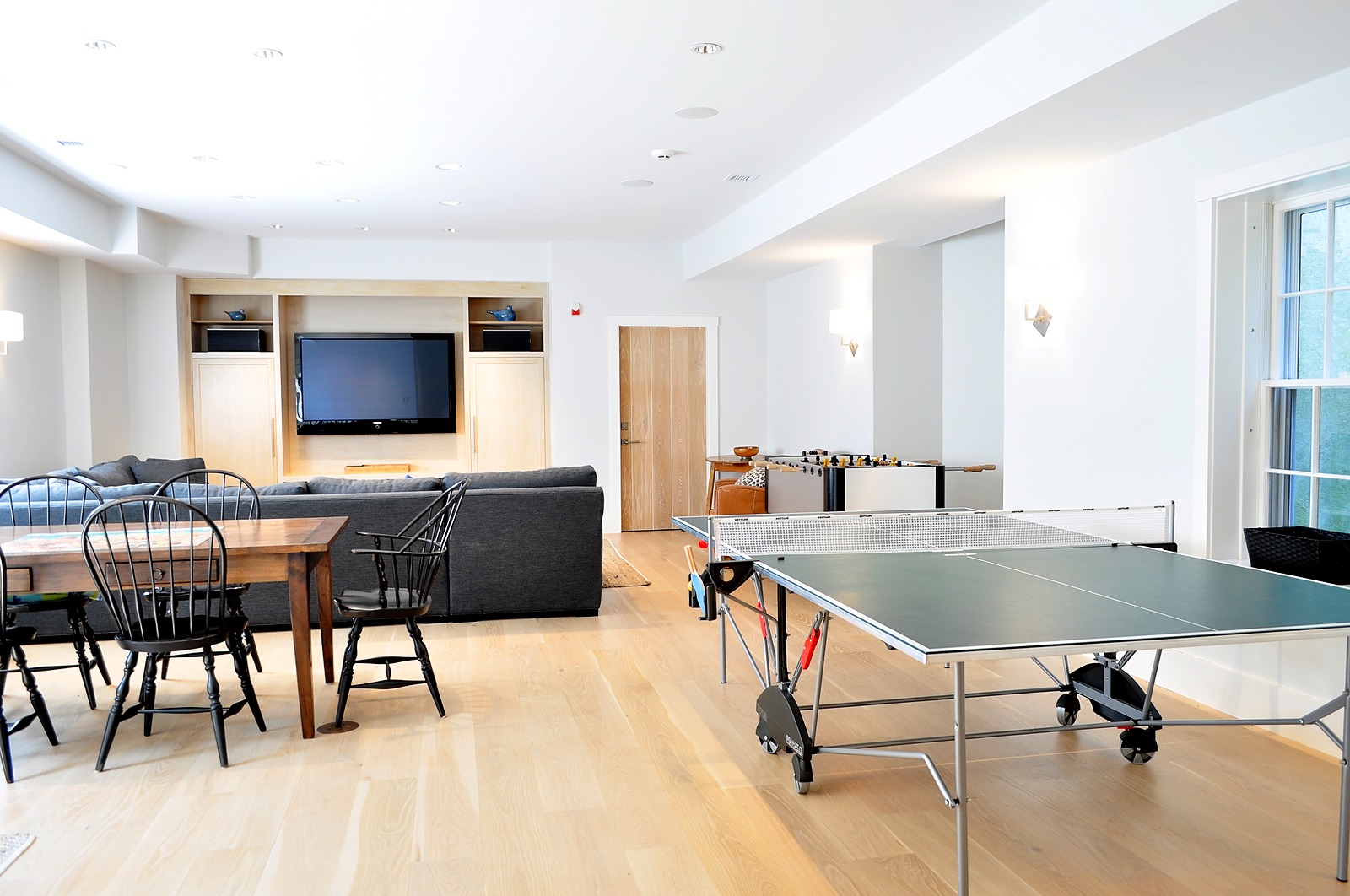 Harbor House - Image 21