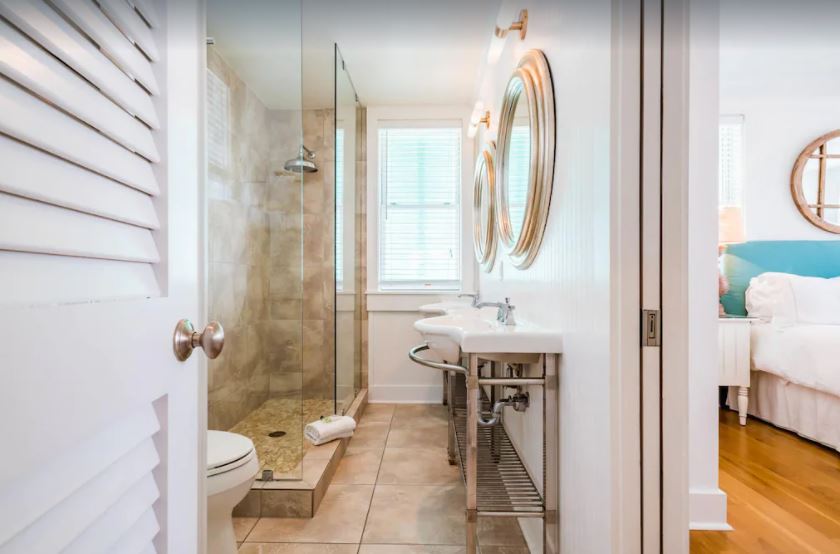 Seaside Manor - Image 22