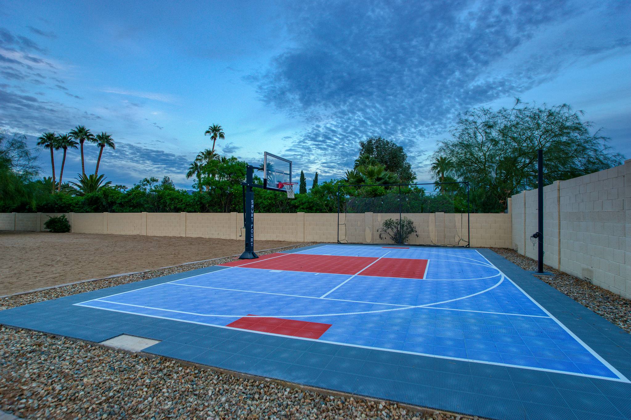 Sunrise Manor - Image 39